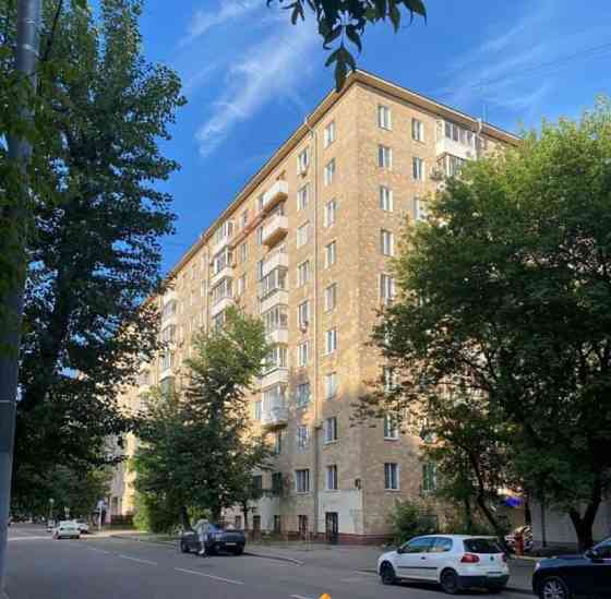 Комната, 36.9 м2, 4/8 эт. Москва