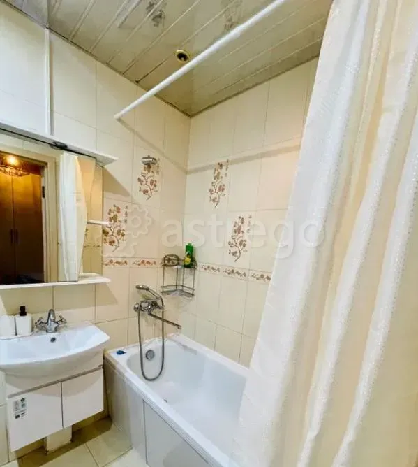 Сдам 1-комн. квартиру, 33 м2, 2/5 эт., долгосрочно Курган - изображение 7