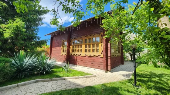 Сдам дом, 120 м2, Участок 7 сот., Посуточно Феодосия