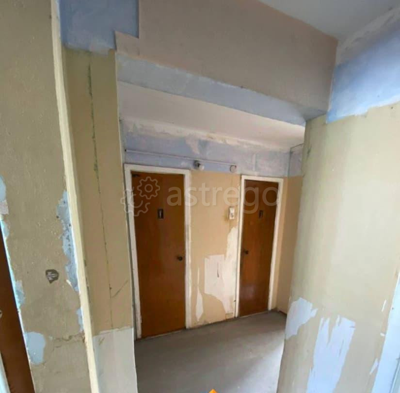 3-комн. квартира, 70 м2, 4/5 эт. Горно-Алтайск - изображение 1