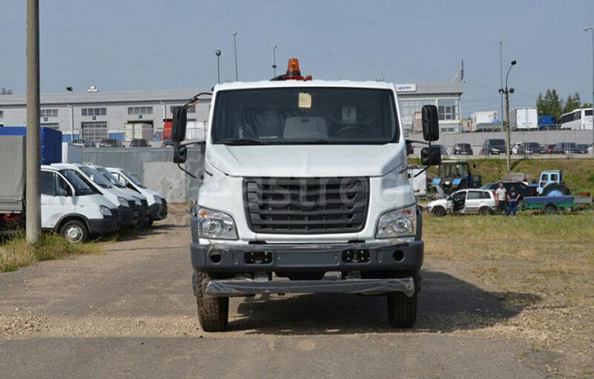 Вакуумный автомобиль ГАЗ-САЗ-39014–12 на базе Газон Некст Москва - изображение 1