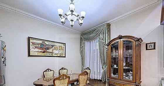 4-комн. квартира, 160 м2, 4/6 эт. Москва