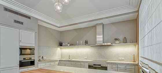 5-комн. квартира, 245 м2, 15/16 эт. Москва