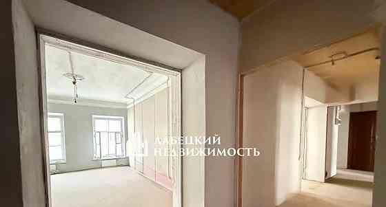 6-комн. квартира, 233.7 м2, 4/4 эт. Санкт-Петербург