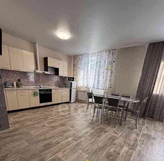 2-комн. квартира, 64 м2, 1/5 эт. Белокуриха