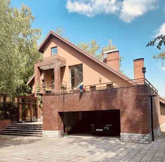 Дом, 720 м2, 18 соток, 3 эт. Видное