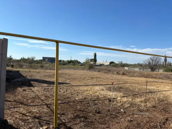 Продам земельный участок, ИЖС 6 соток Саки